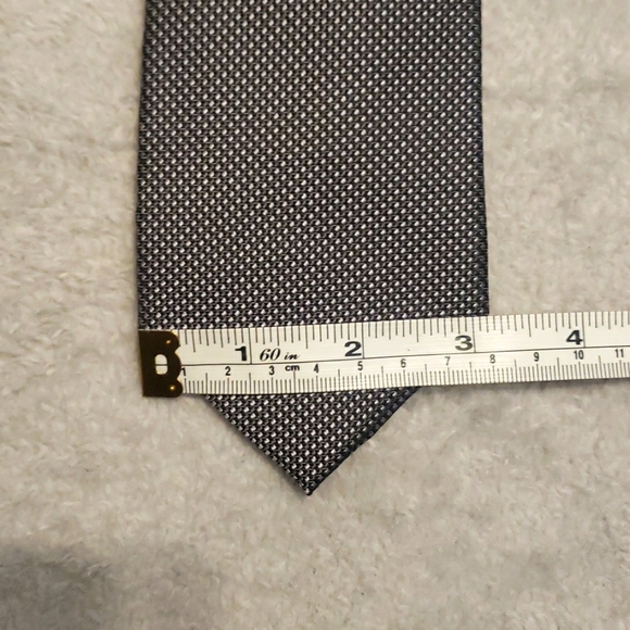 Michael Kors silk Necktie - Picture 7 of 10
